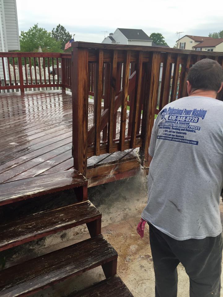 wood-deck-cleaning-md