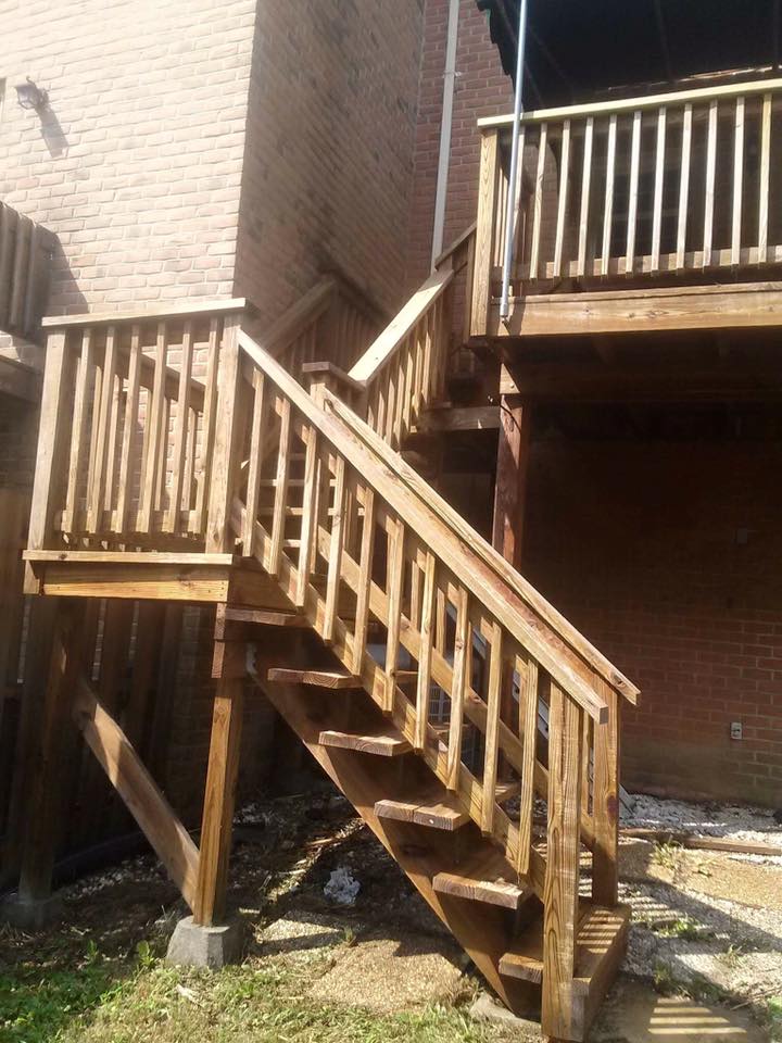 wood-stairs-md